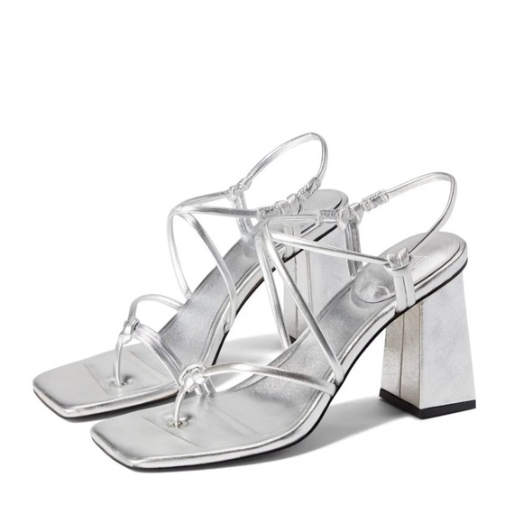 NEW Marc Fisher Giada Sandal in silver - Picture 1 of 16